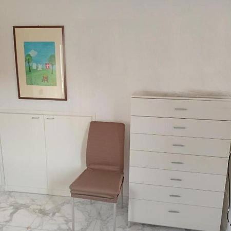 Appartamento 50 Mt Mare Con Parcheggio Riservato 리바 리구레 외부 사진