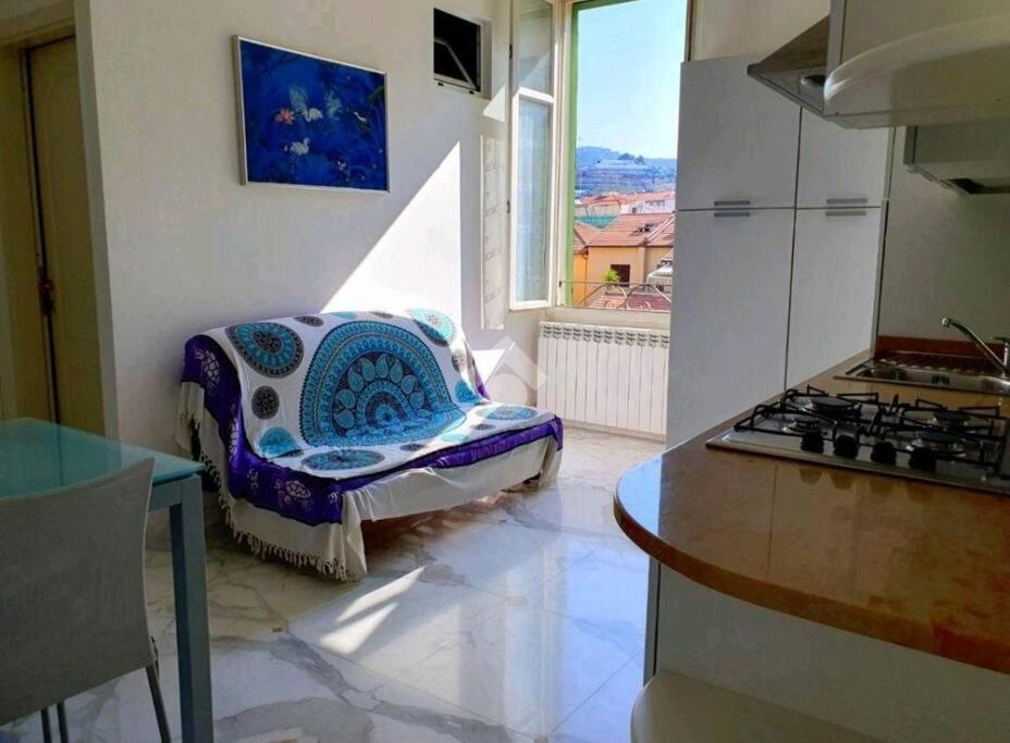 Appartamento 50 Mt Mare Con Parcheggio Riservato 리바 리구레 외부 사진