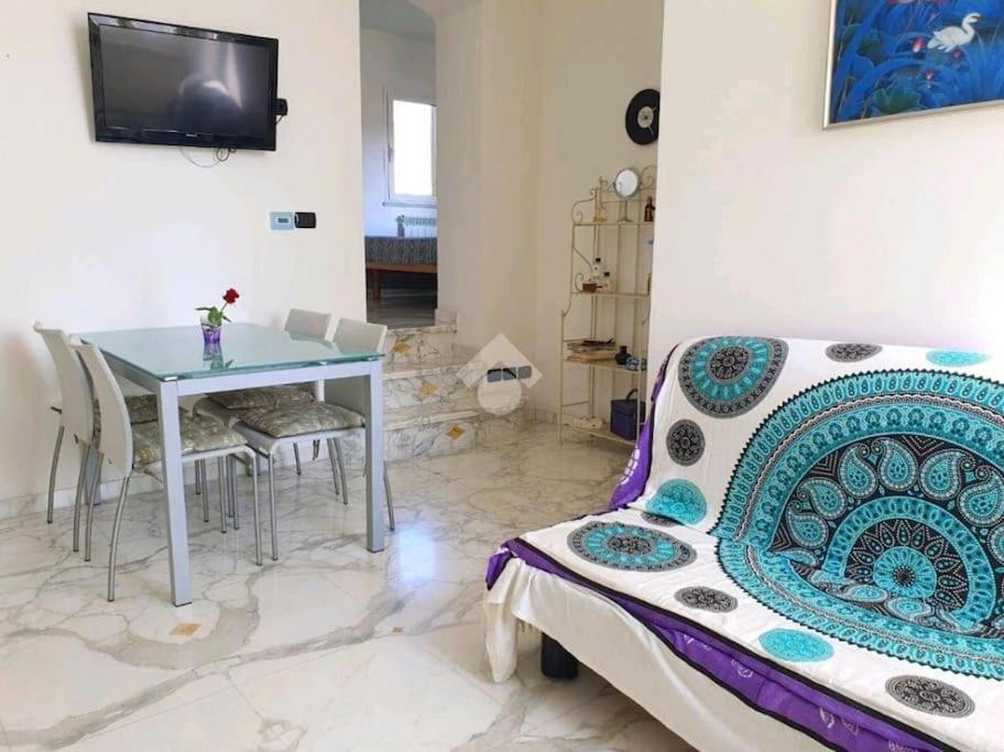 Appartamento 50 Mt Mare Con Parcheggio Riservato 리바 리구레 외부 사진