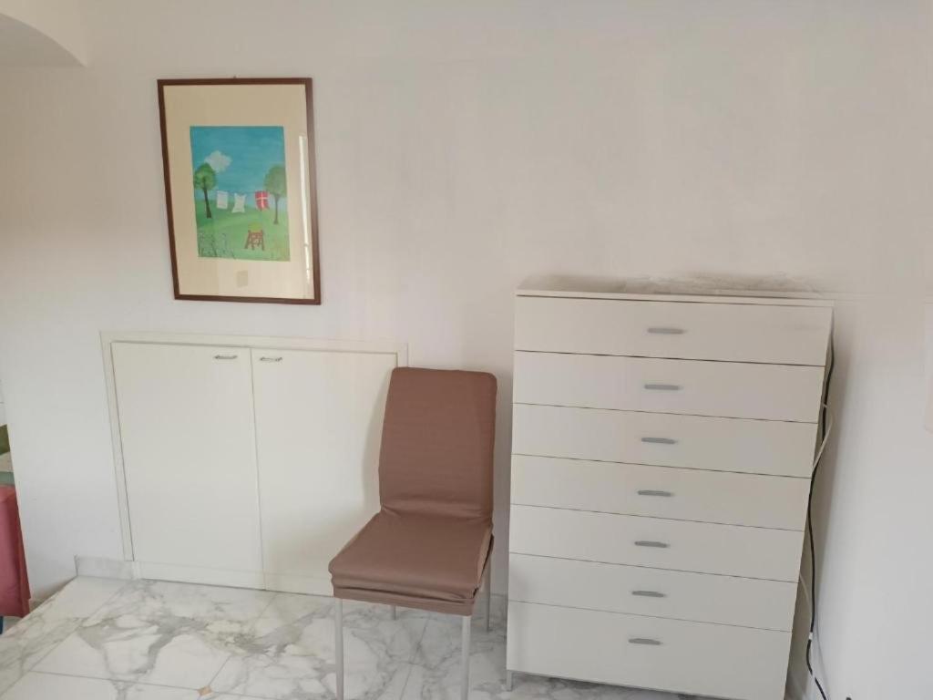 Appartamento 50 Mt Mare Con Parcheggio Riservato 리바 리구레 외부 사진